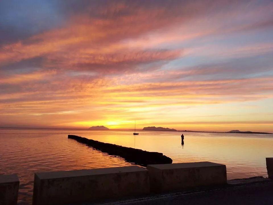 Bed and Breakfast Sunrise Stagnone - Kitesurf Spot Marsala Habitación foto